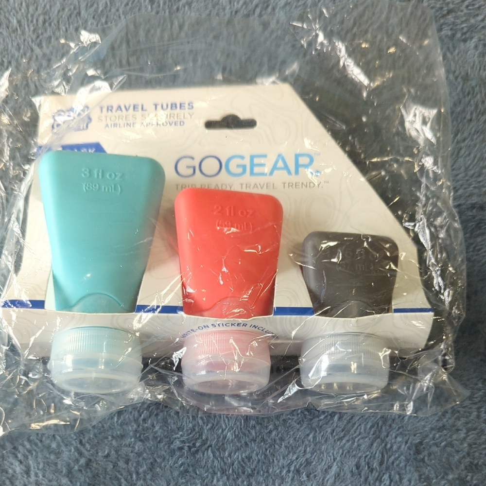 GoGear Travel Tubes Set - Blue, Red, Black